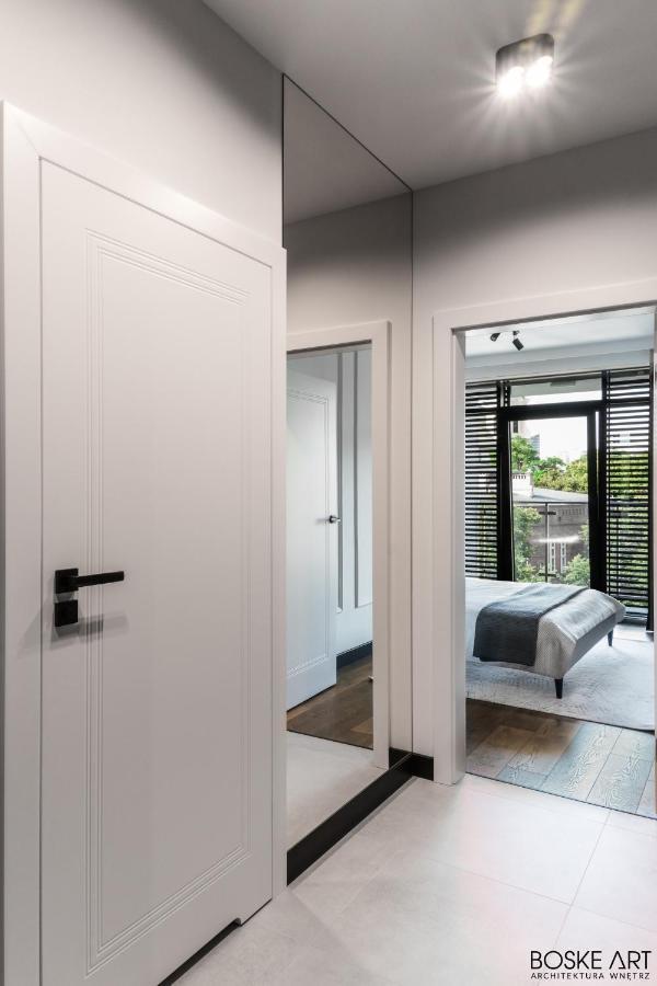 Stylowy Apartament W Centrum Poznania Kültér fotó